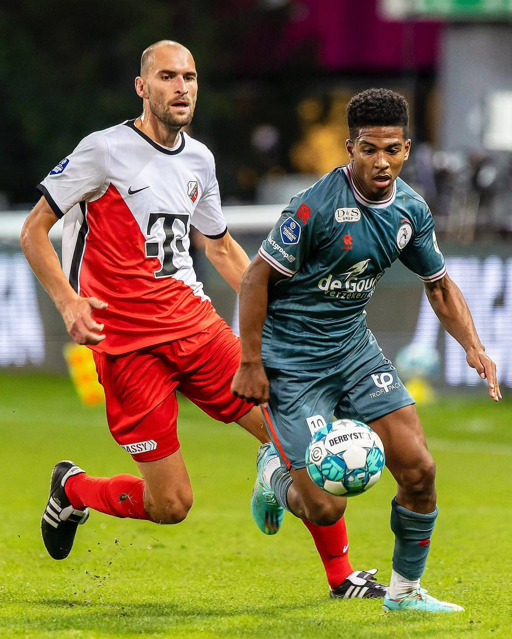 加納喬逐漸 加納喬逐漸