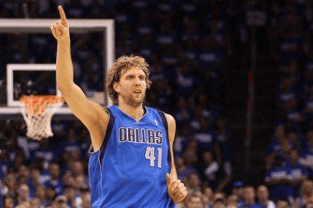 球再次将比 球再次将比